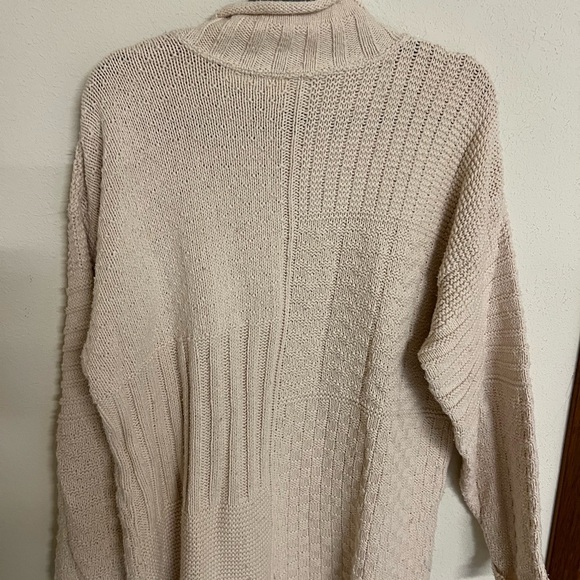 Arizona Jean Company Cream Patchwork Knit Turtleneck Sweater - Picture 5 of 6